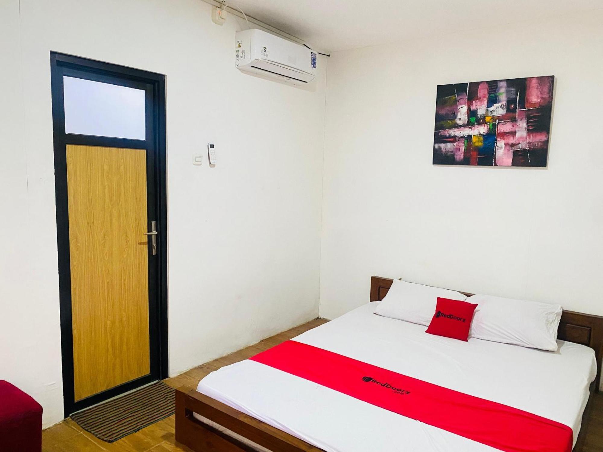 Reddoorz Syariah Near Wisata Durensewu Pandaan Jetak Exterior photo