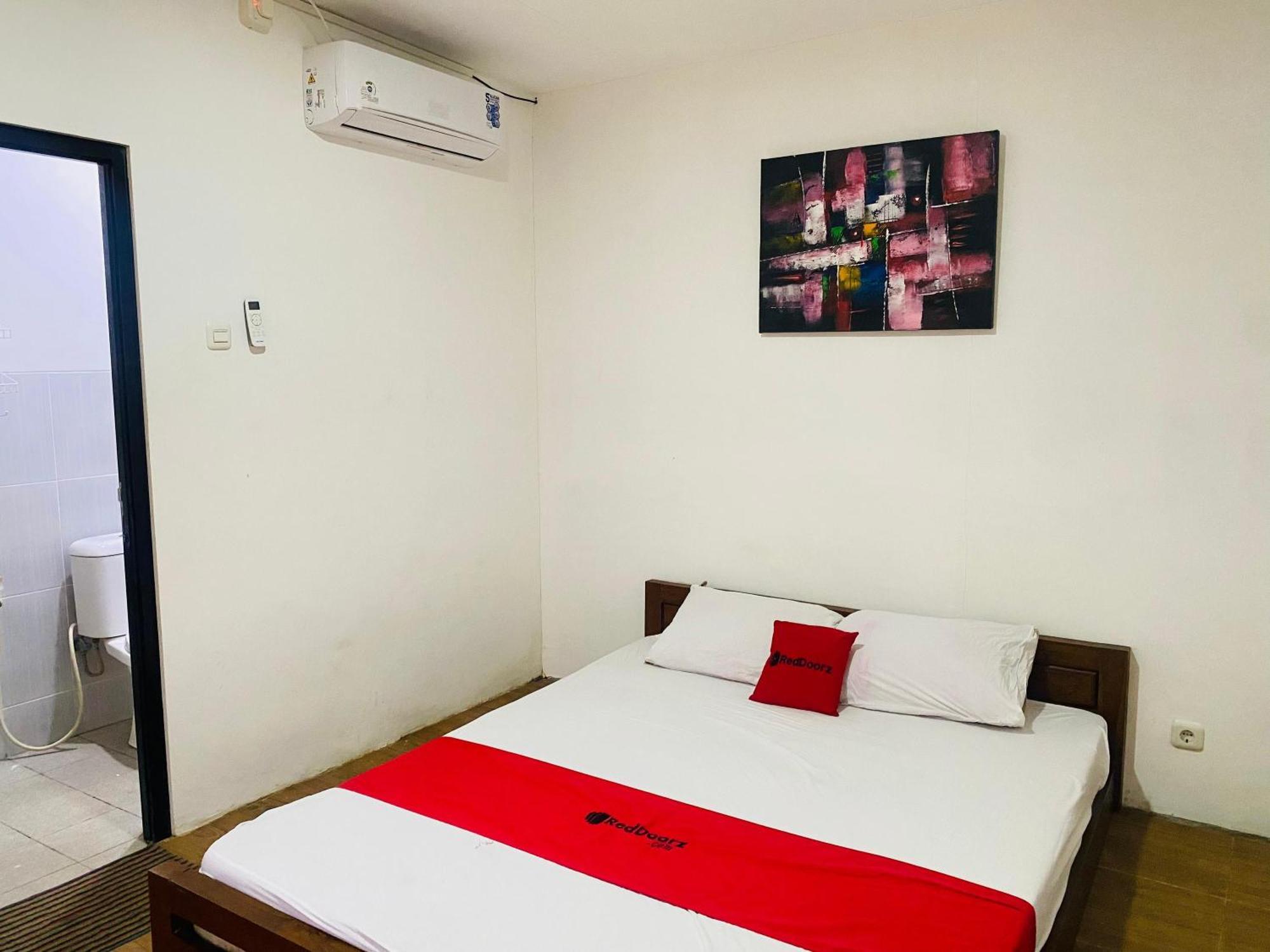 Reddoorz Syariah Near Wisata Durensewu Pandaan Jetak Exterior photo